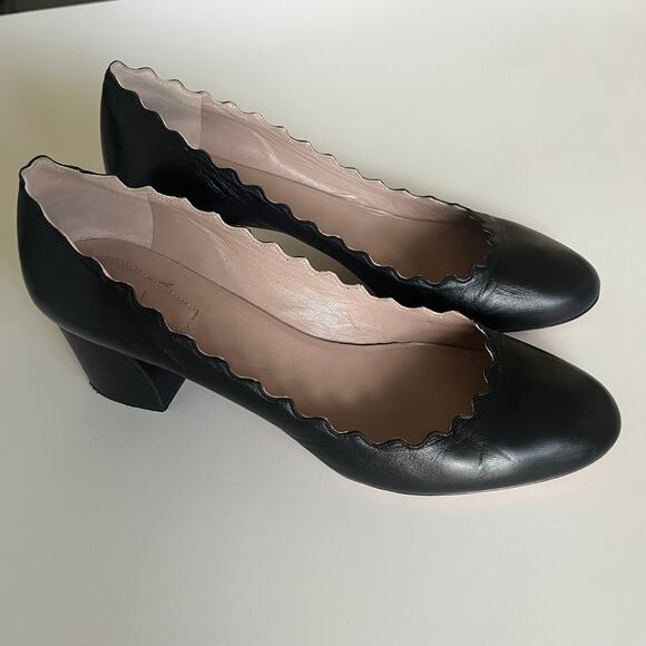 CHLOE 'Lauren' Women's 40 / US 10 Scalloped Heel Pump Black Leather Designer - Picture 4 of 10